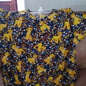 Printed scrub top